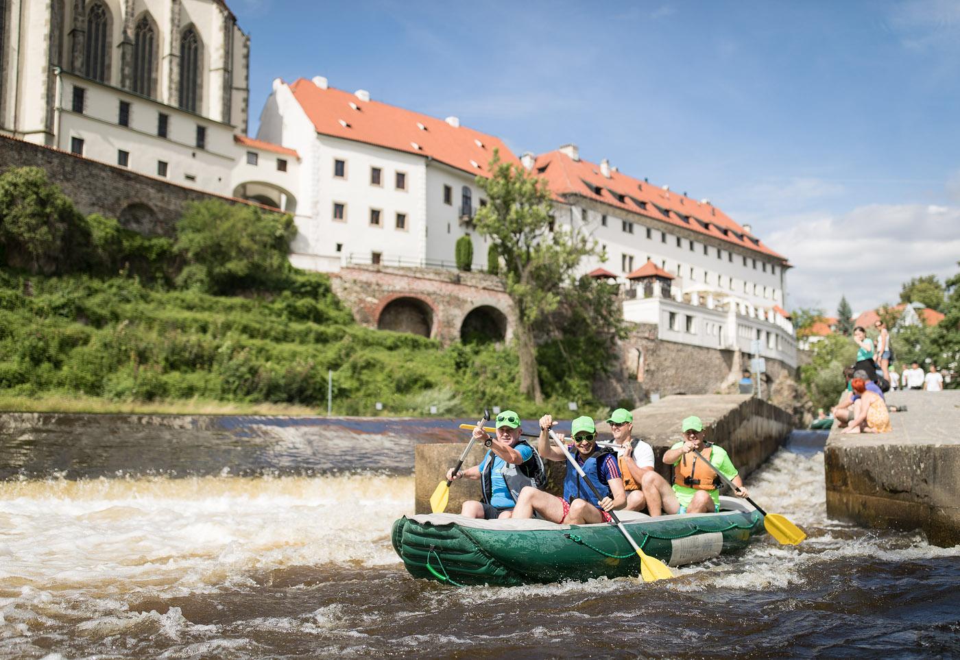 Hotel Ruze Cesky Krumlov Exterior photo Rafting on the Vltava River in Prague